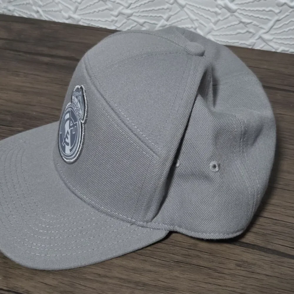 Adidas Real Madrid Grey Anthem Snapback Cap Hat NWOT Official Soccer Football OS